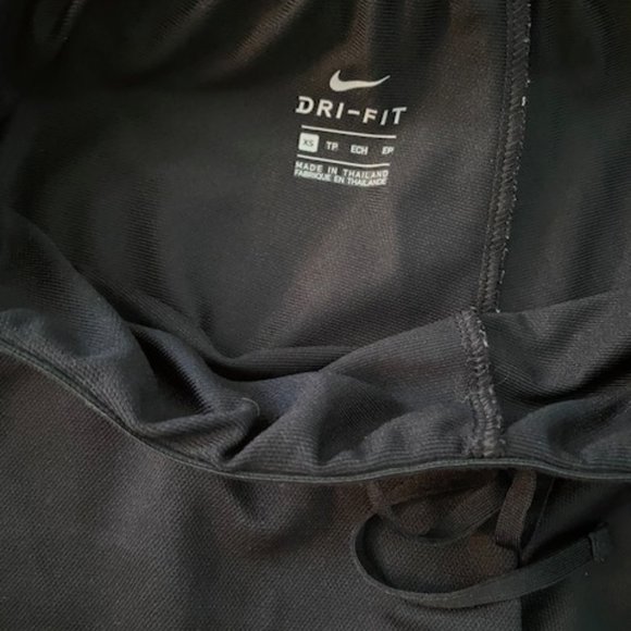 Nike Dri Fit shorts black - size XS - Picture 3 of 6
